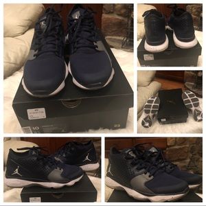 Nike Air Jordan Flow, navy/white-men’s size 10!